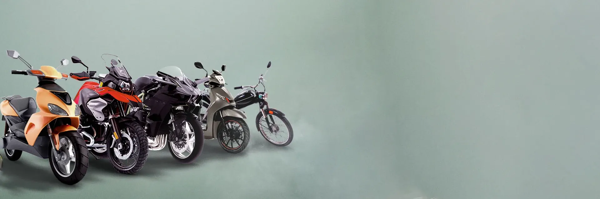 Mehrere Motorräder und Roller nebeneinander